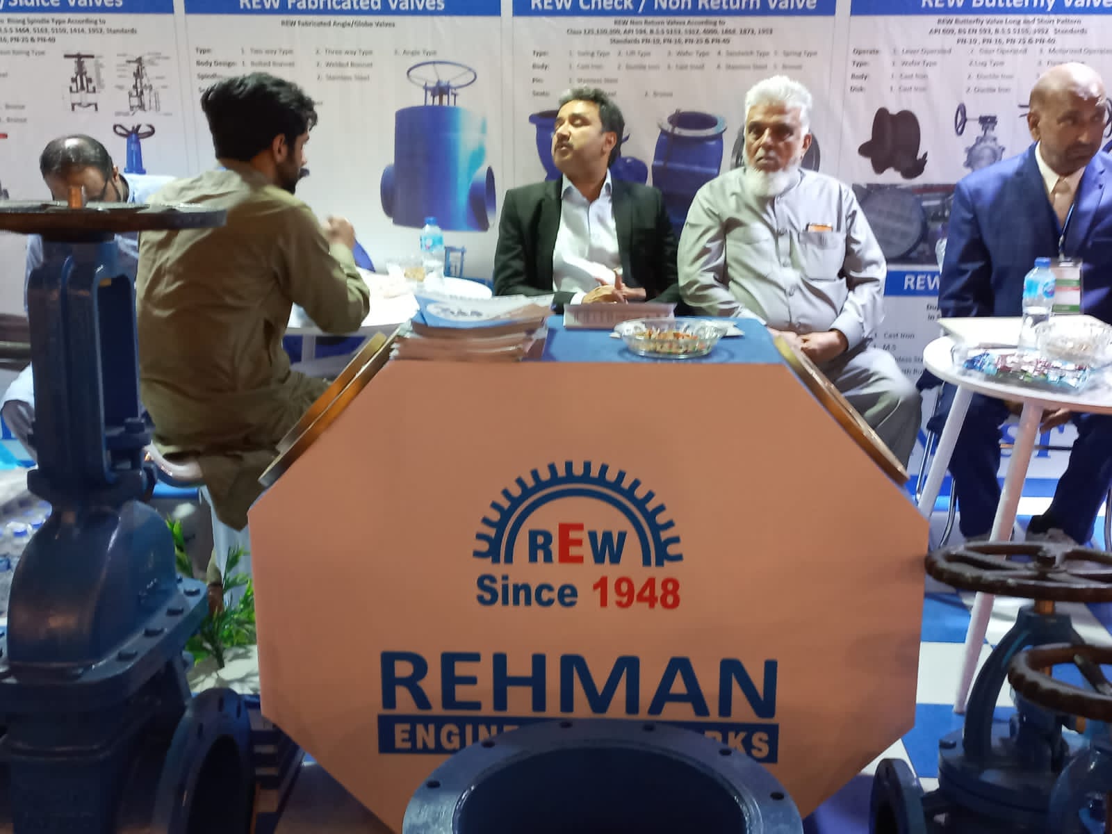 Delegation visit to stand